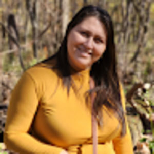 Meet your Posher, Ana maria